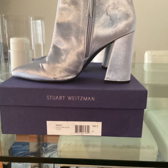 Stuart Weitzman Blue Velvet Bootie 9.5 - Picture 5 of 6